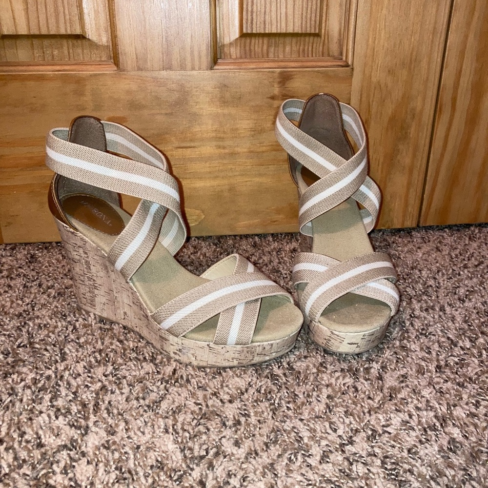 Women’s Merona wedge heels size 8